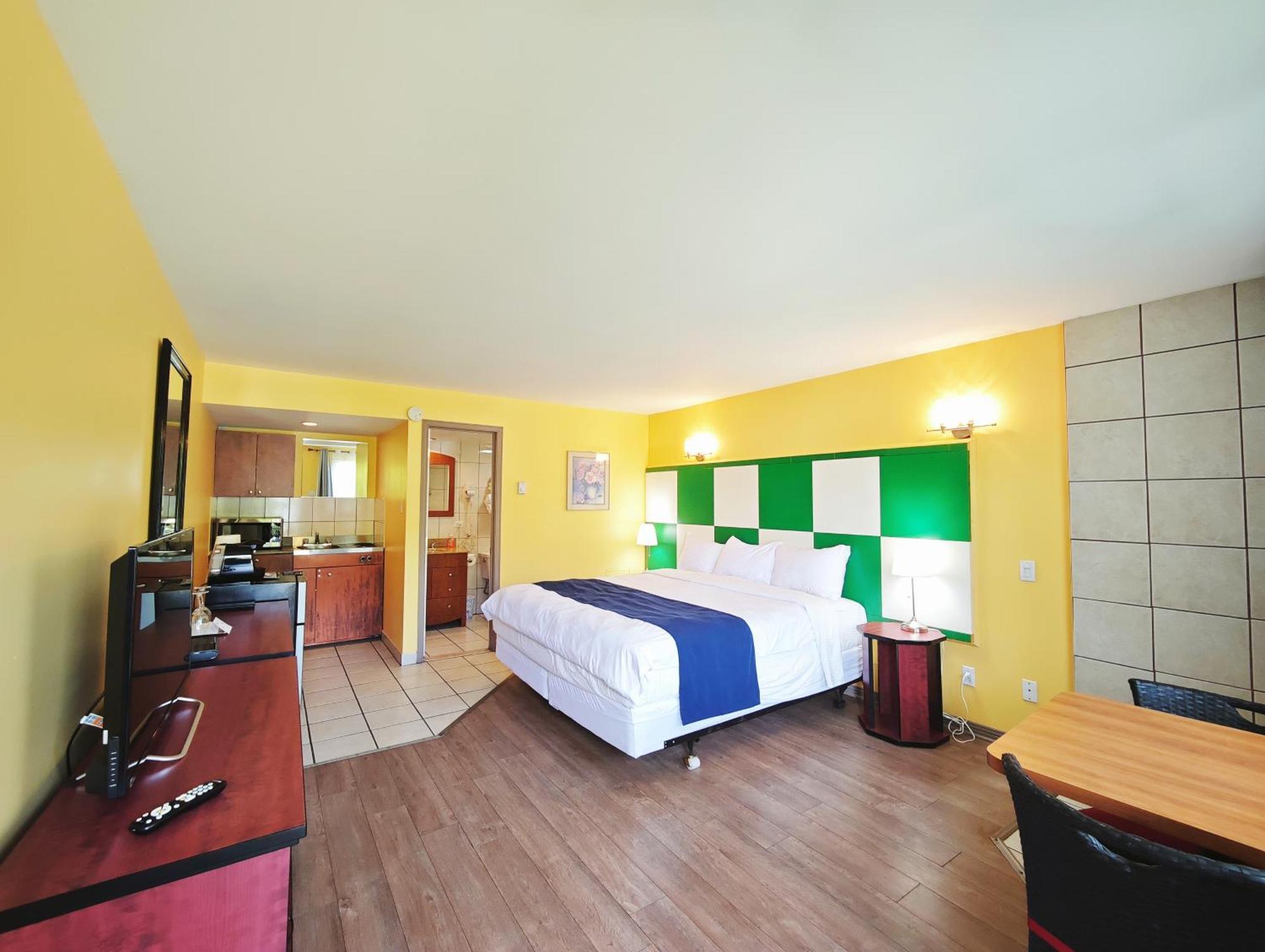 Motel Des Pentes Et Suites Saint-Sauveur Bagian luar foto